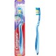 فرشاة أسنان Colgate zig zag